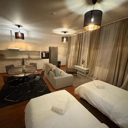 Center Monet Jr Apartment *