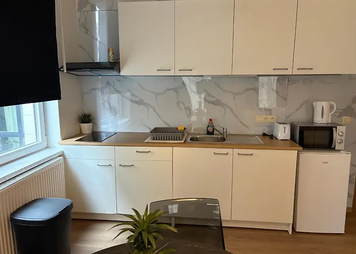 Center Monet Jr Apartment